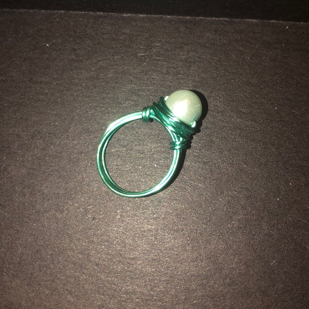 pearl ring - Picture 3 of 3